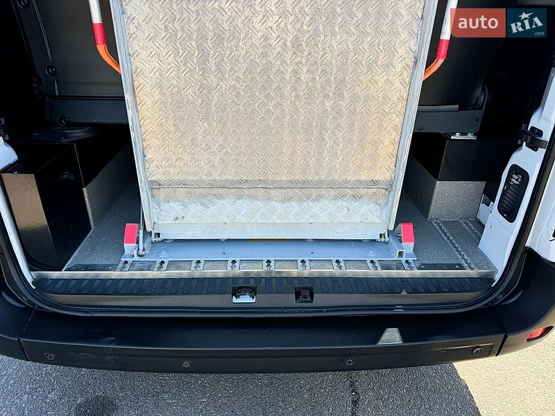 Городской автобус Renault Master 2019 в Киеве