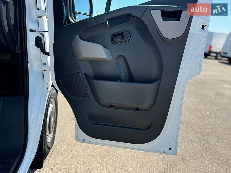 Городской автобус Renault Master 2019 в Киеве