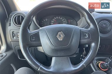 Вантажний фургон Renault Master 2013 в Львові
