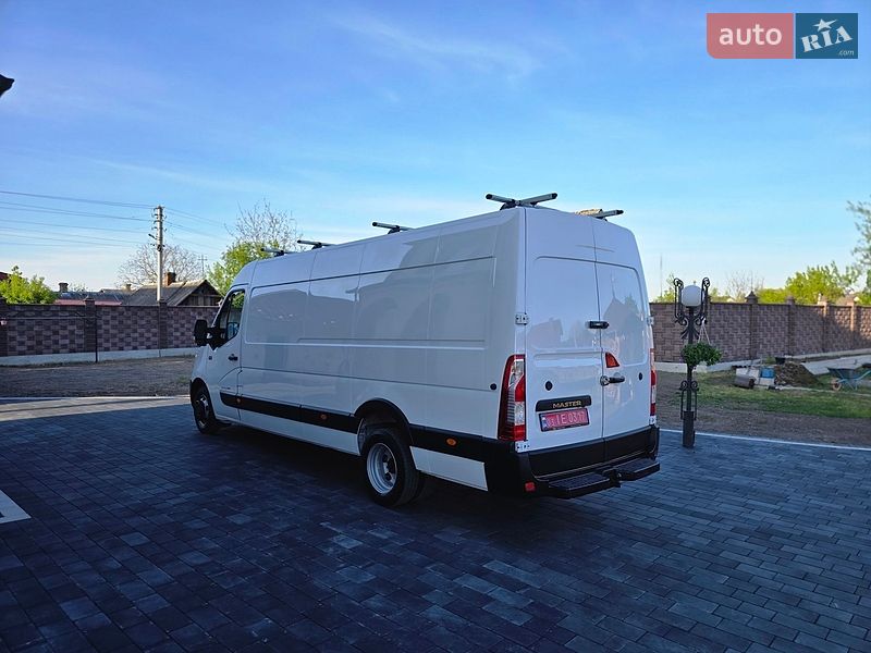 Грузовой фургон Renault Master 2018 в Дубно