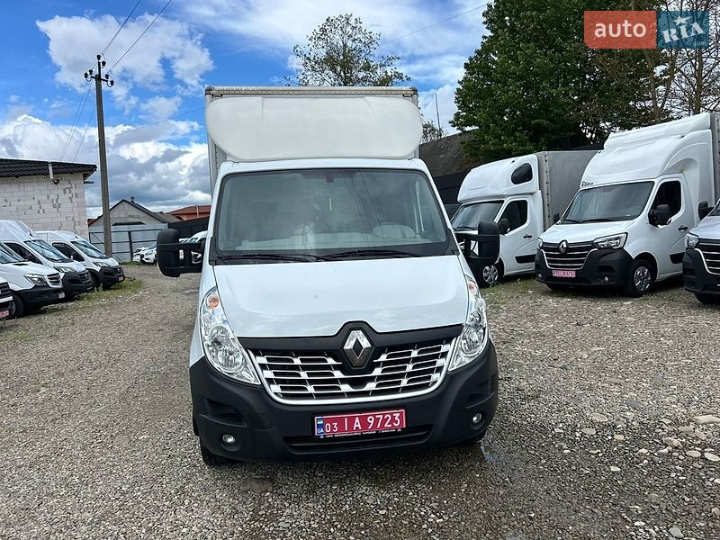 Грузовой фургон Renault Master 2018 в Хусте