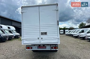 Грузовой фургон Renault Master 2018 в Хусте
