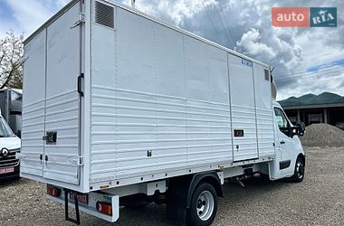 Грузовой фургон Renault Master 2018 в Хусте