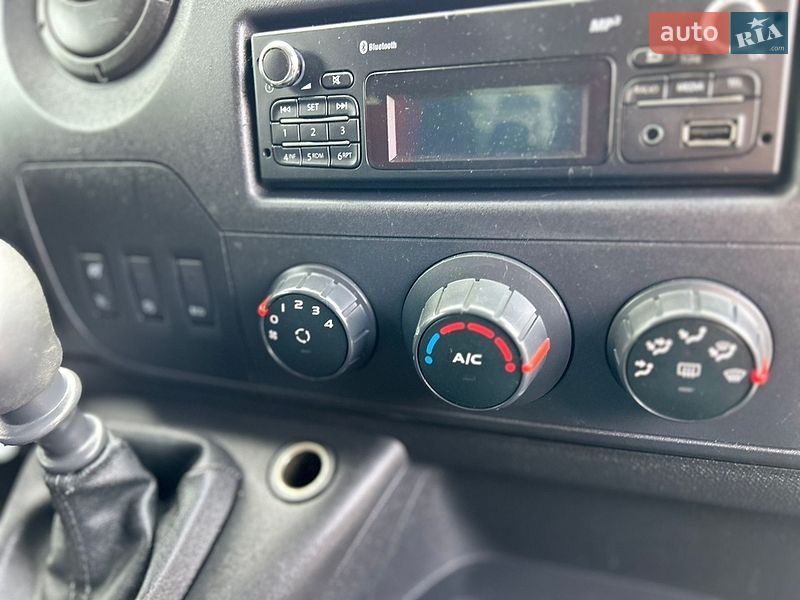 Тентованый Renault Master 2018 в Хусте