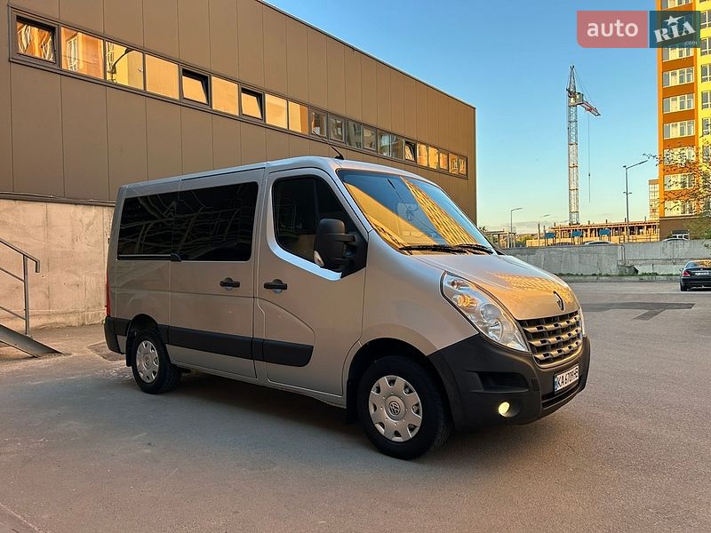 Минивэн Renault Master 2013 в Киеве