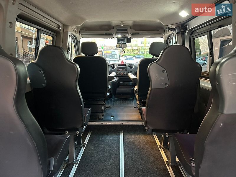 Минивэн Renault Master 2013 в Киеве