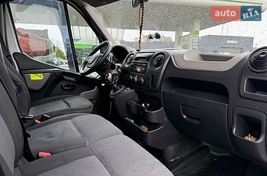 Вантажний фургон Renault Master 2016 в Ковелі