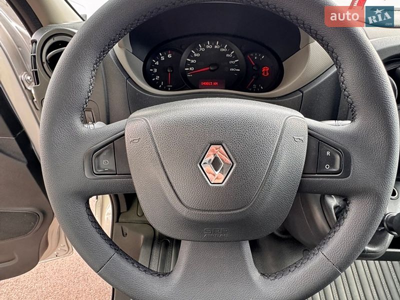 Грузовой фургон Renault Master 2017 в Киеве