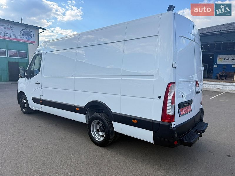Грузовой фургон Renault Master 2021 в Луцке