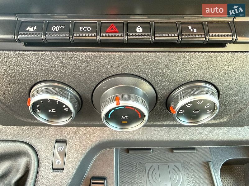Грузовой фургон Renault Master 2021 в Луцке