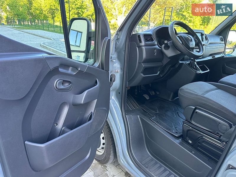 Вантажний фургон Renault Master 2022 в Києві