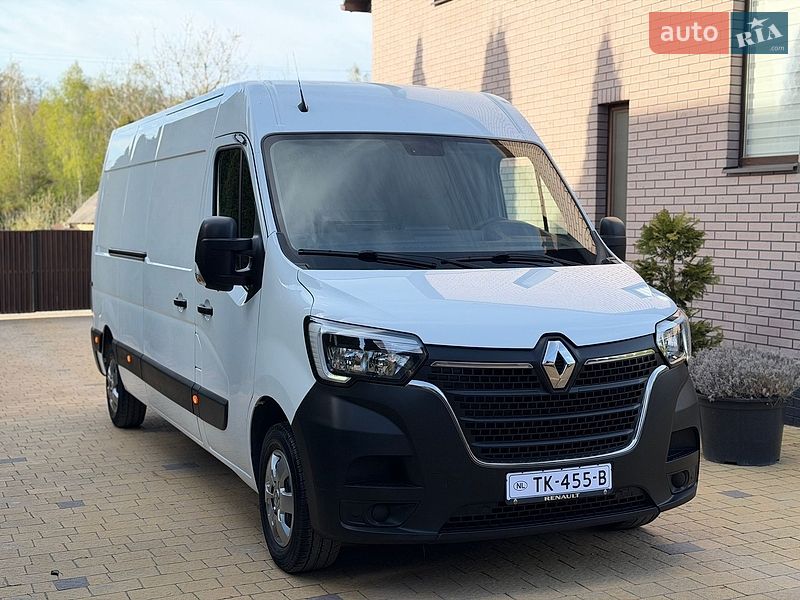Вантажний фургон Renault Master 2022 в Радивиліві