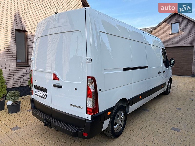 Вантажний фургон Renault Master 2022 в Радивиліві