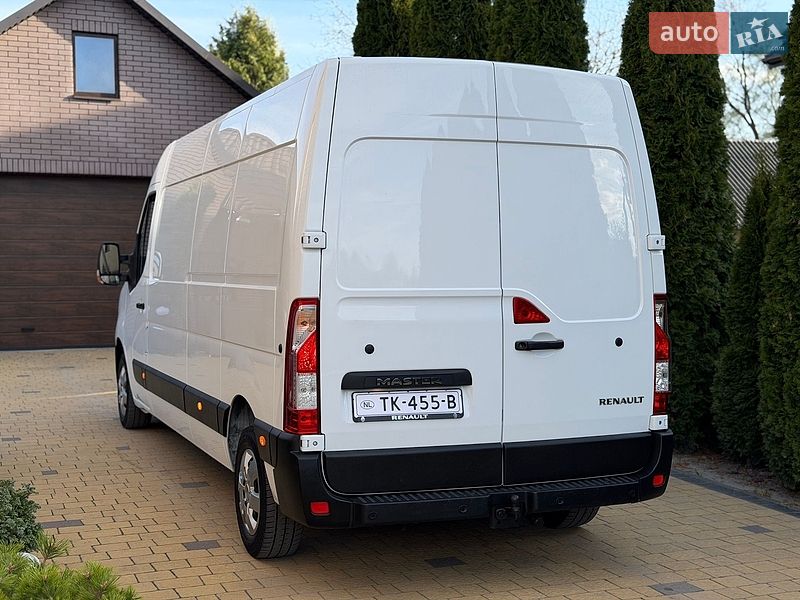 Вантажний фургон Renault Master 2022 в Радивиліві