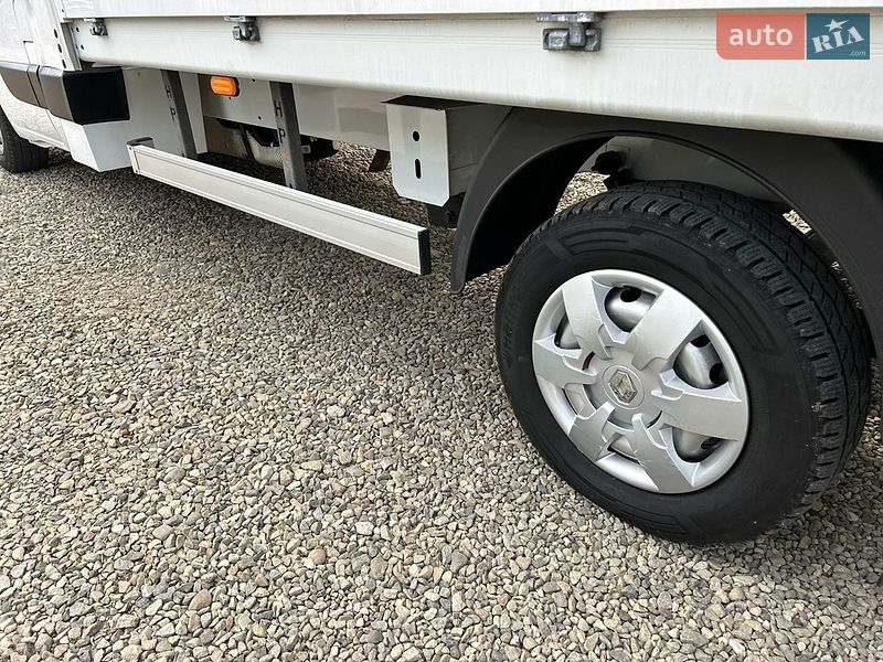 Тентованый Renault Master 2021 в Хусте