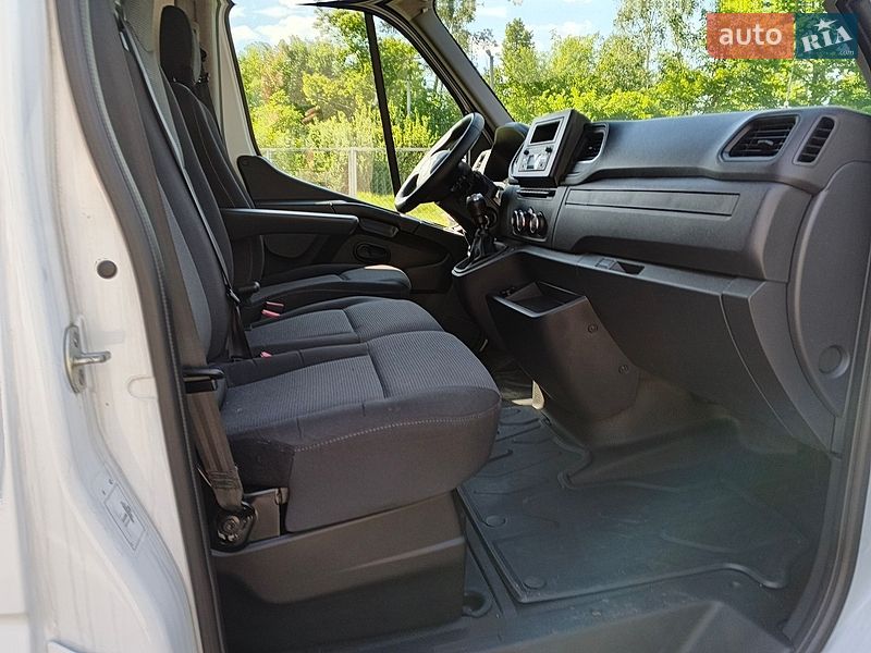 Грузовой фургон Renault Master 2021 в Киеве