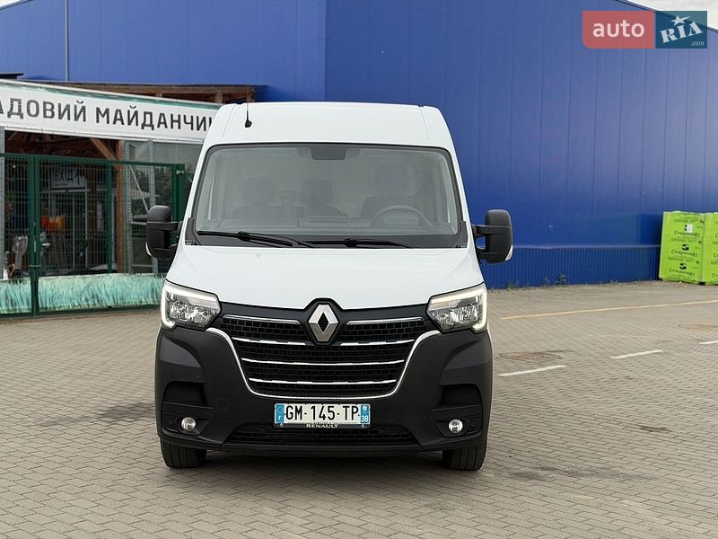 Грузовой фургон Renault Master 2023 в Дубно