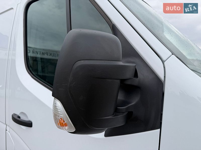 Грузовой фургон Renault Master 2023 в Дубно