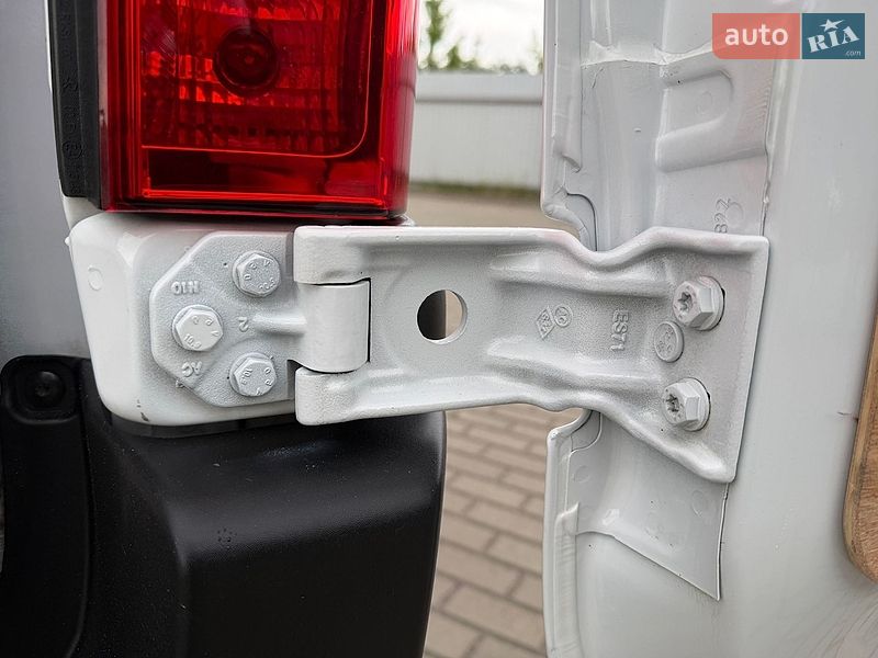 Грузовой фургон Renault Master 2023 в Дубно