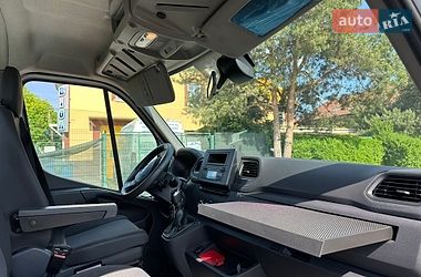 Автовоз Renault Master 2019 в Ужгороде