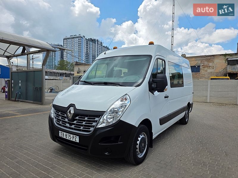 Грузопассажирский фургон Renault Master 2017 в Одессе