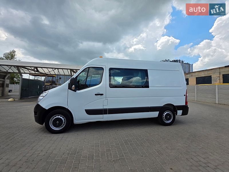 Грузопассажирский фургон Renault Master 2017 в Одессе