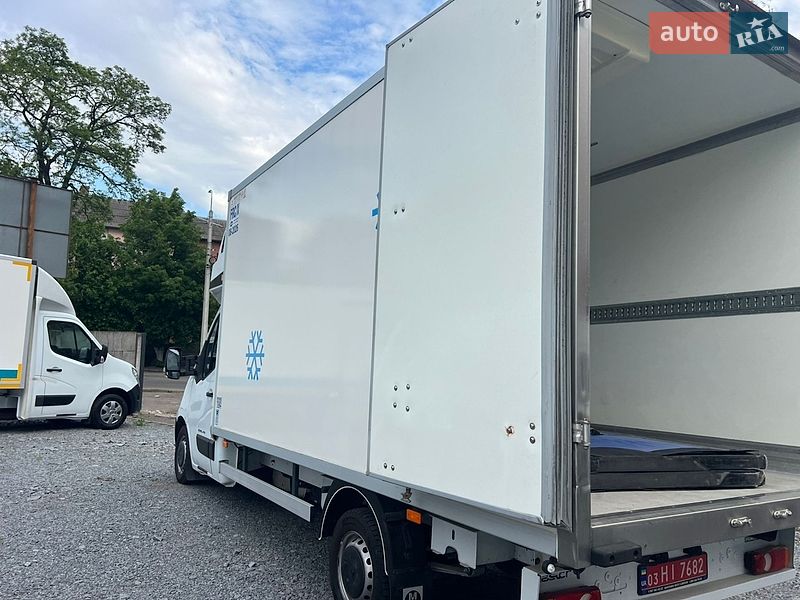 Другие грузовики Renault Master 2017 в Ровно