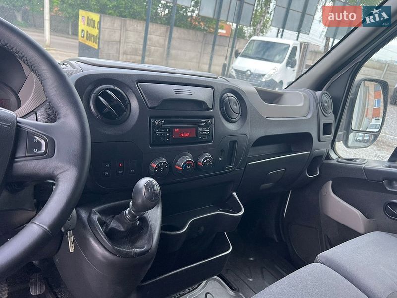 Другие грузовики Renault Master 2017 в Ровно