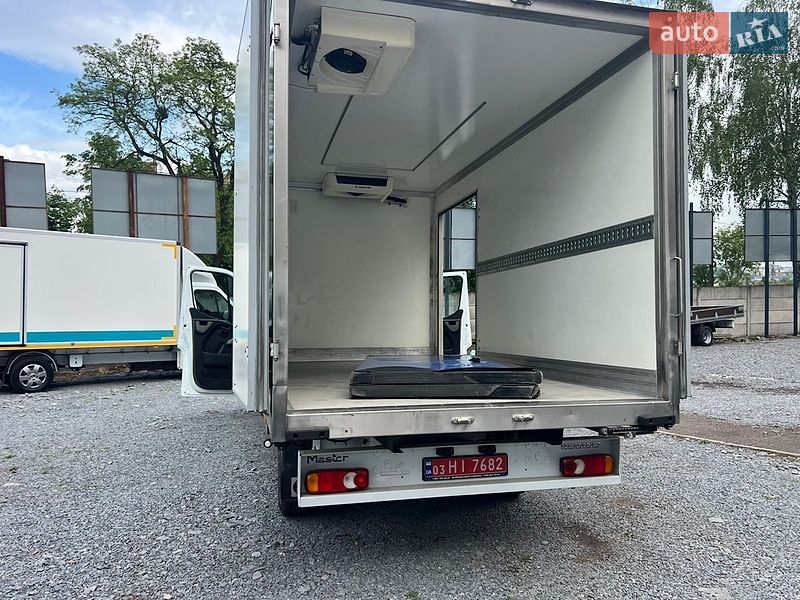 Другие грузовики Renault Master 2017 в Ровно