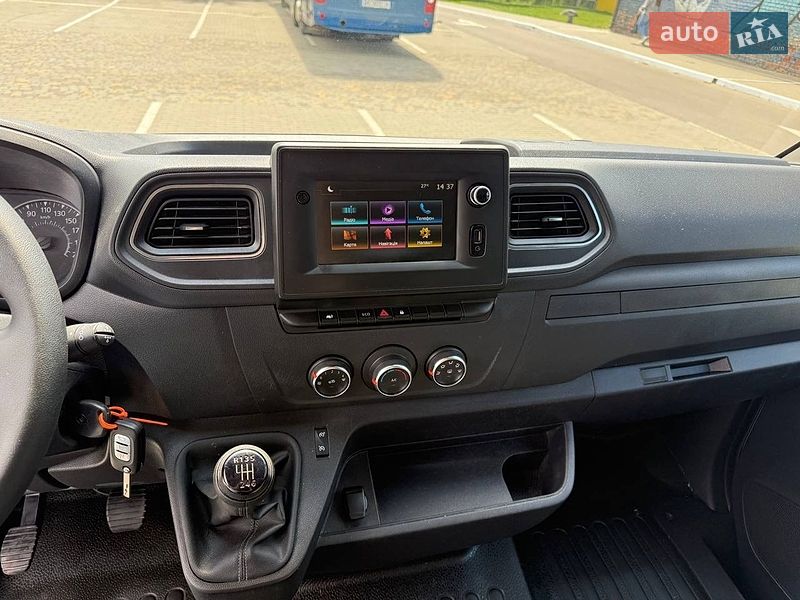 Грузовой фургон Renault Master 2022 в Луцке