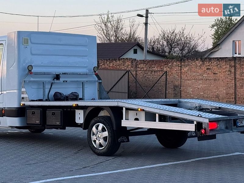 Автовоз Renault Master 2015 в Дубно