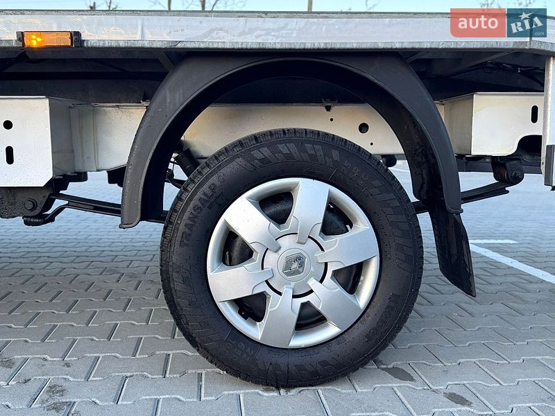 Автовоз Renault Master 2015 в Дубно