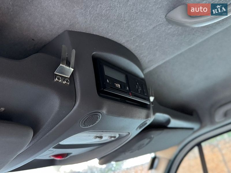 Автовоз Renault Master 2015 в Дубно