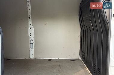 Вантажний фургон Renault Master 2020 в Києві