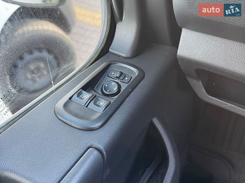 Грузовой фургон Renault Master 2022 в Луцке