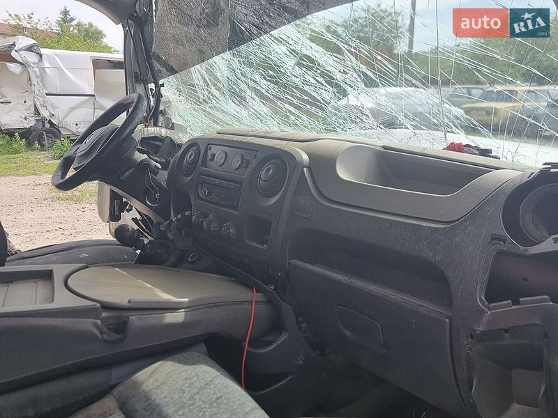 Тентований Renault Master 2012 в Києві фото 10 Тентований Renault Master 2012 в Києві
