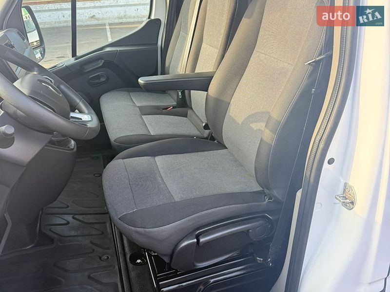Грузовой фургон Renault Master 2021 в Луцке