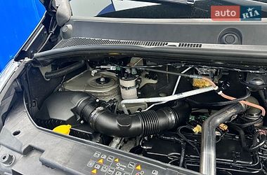 Вантажний фургон Renault Master 2017 в Рівному