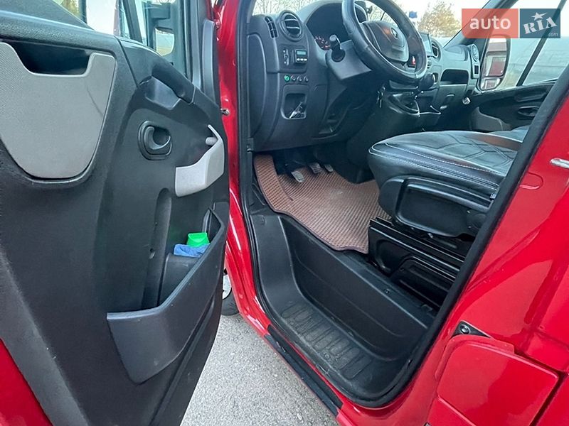Грузопассажирский фургон Renault Master 2012 в Борщеве