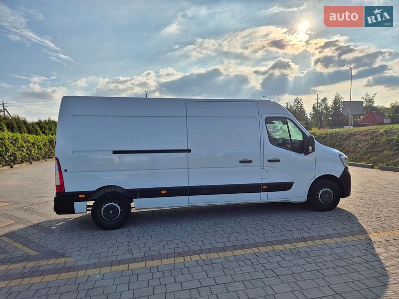 Грузовой фургон Renault Master 2020 в Стрые