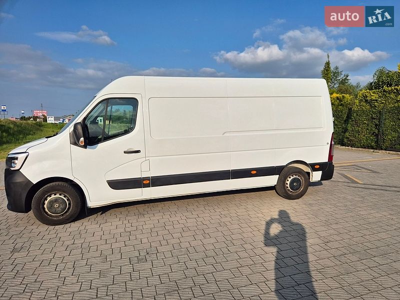 Грузовой фургон Renault Master 2020 в Стрые