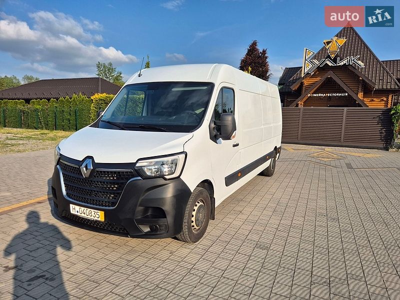 Грузовой фургон Renault Master 2020 в Стрые