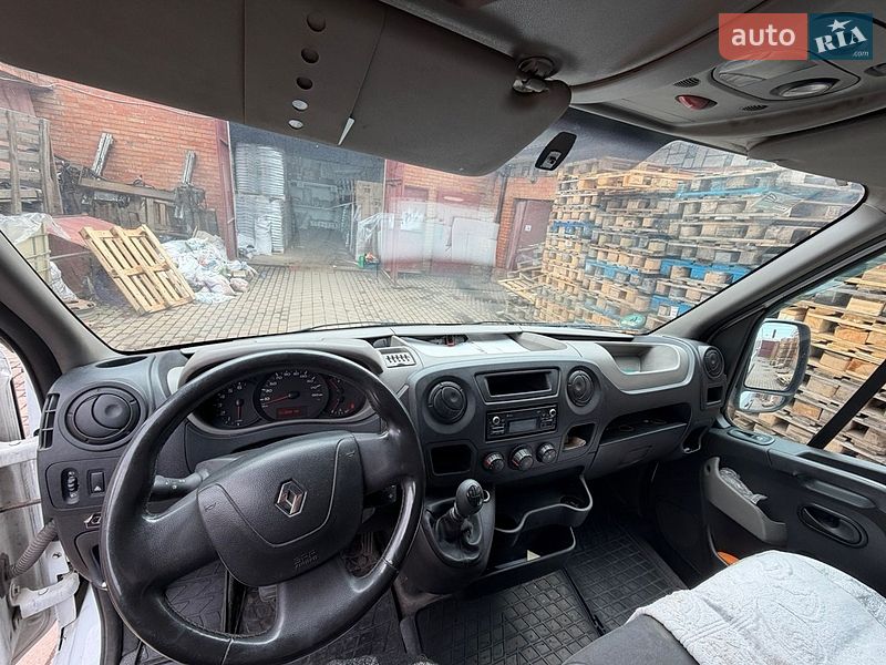 Грузовой фургон Renault Master 2012 в Виннице