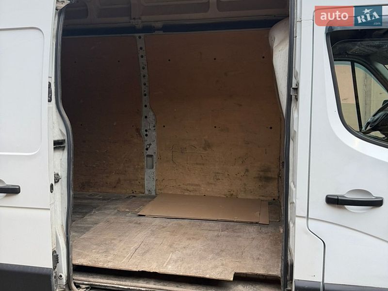 Грузовой фургон Renault Master 2012 в Виннице