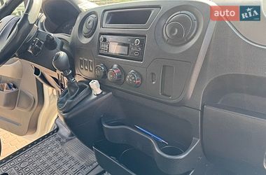 Грузовой фургон Renault Master 2015 в Львове