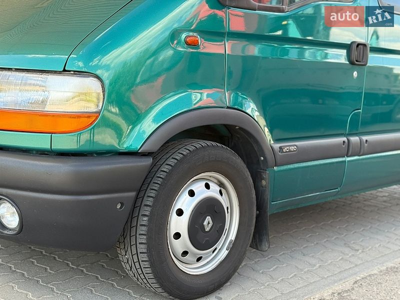Минивэн Renault Master 2001 в Мостиске