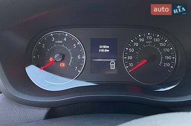 Микроавтобус грузовой (до 3,5т) Renault Master 2023 в Киеве