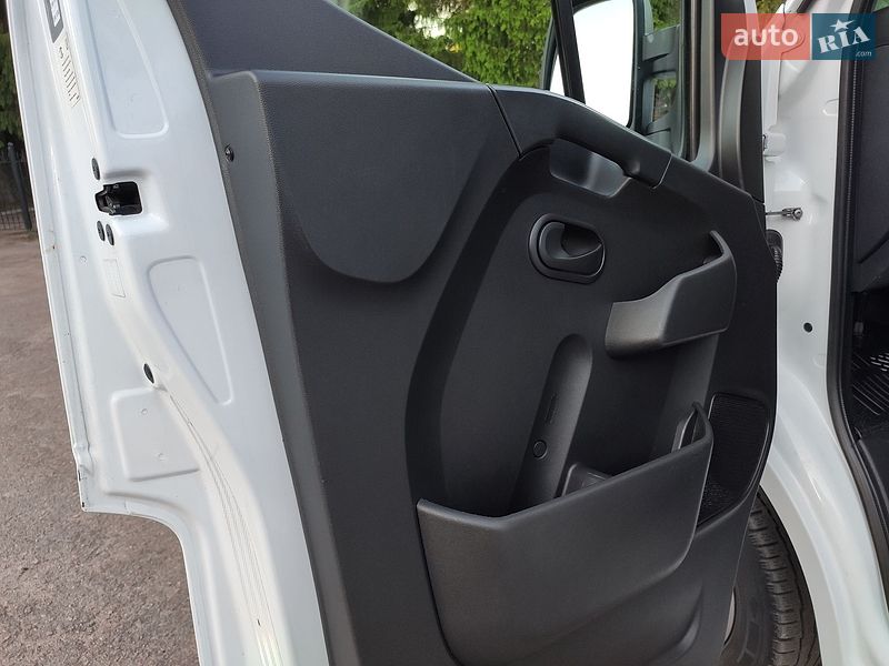 Вантажний фургон Renault Master 2021 в Бердичеві