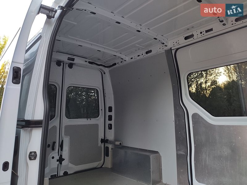 Вантажний фургон Renault Master 2021 в Бердичеві