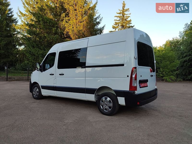 Вантажний фургон Renault Master 2021 в Бердичеві